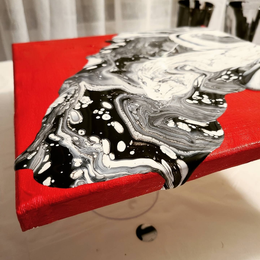 Infinity Rouge '21 Abstract Canvas Home Decor - Picture 2 of 2